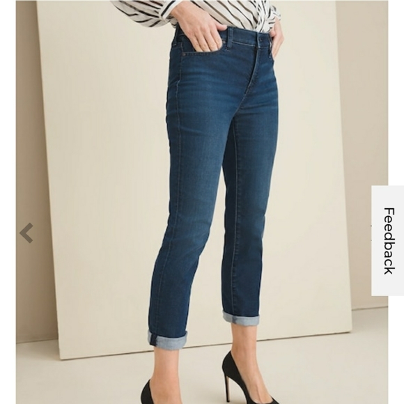 Chico's Denim - Chico's So Slimming Girlfriend Crop jeans. Size 0.5 (6)